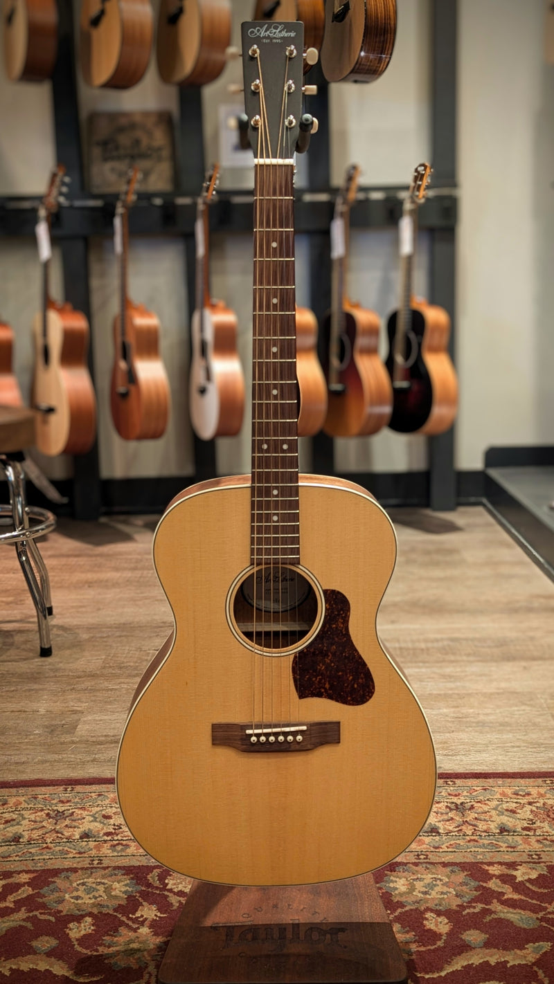 Art & Lutherie Legacy Natural EQ Acoustic Guitar