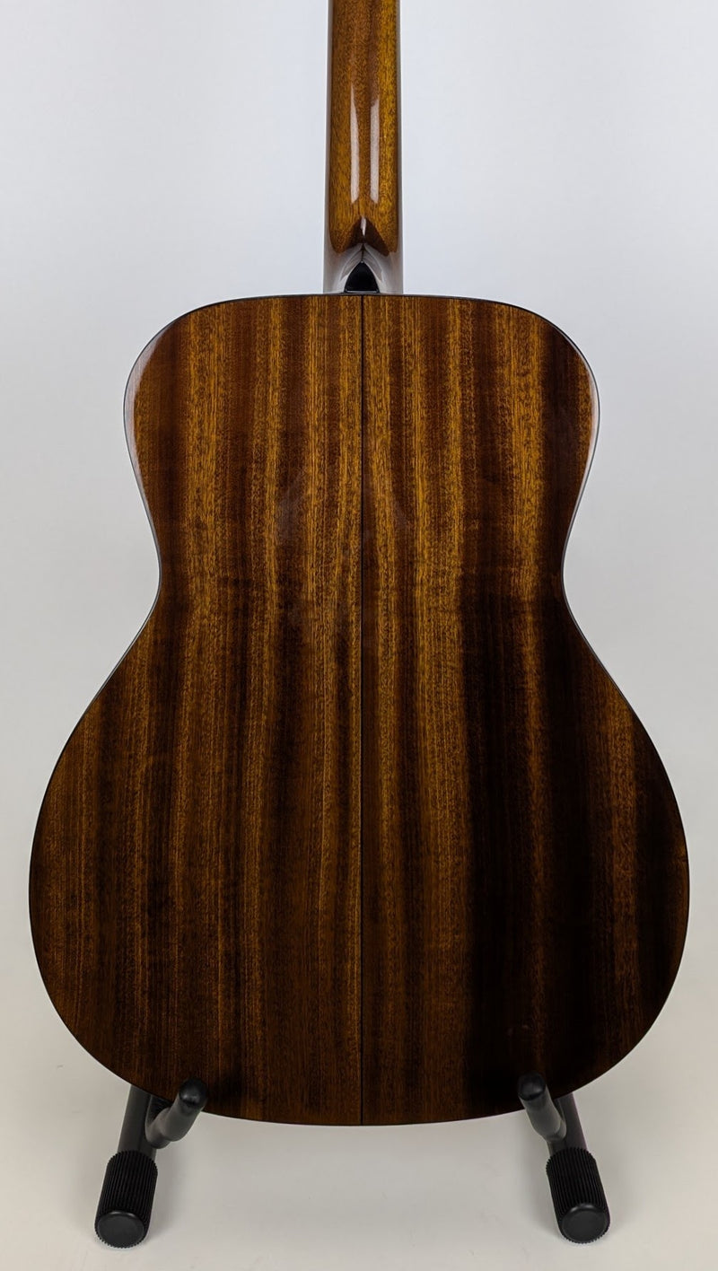 Blueridge BR-143 000 Acoustic Guitar (SN:0248)