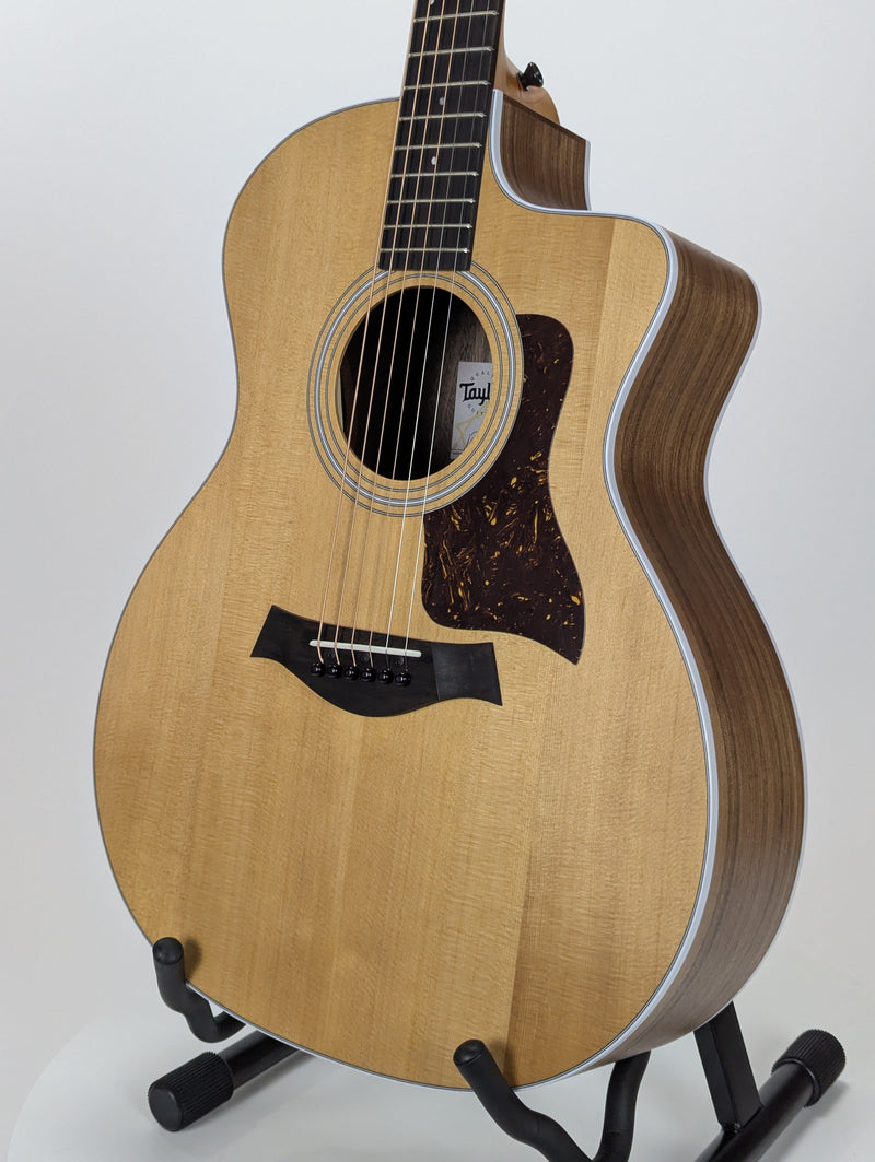 Taylor 214ce Grand Auditorium Acoustic Guitar w/ Deluxe Gig Bag (SN: 2209105322)