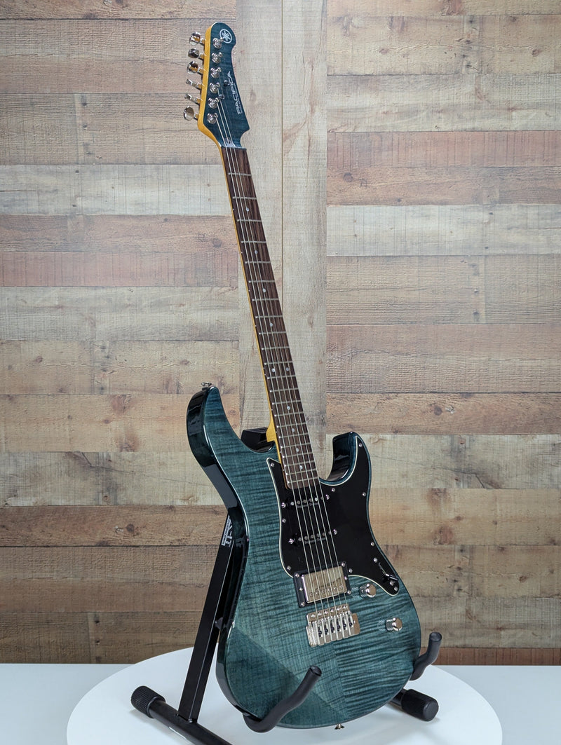Yamaha Pacifica PAC612VII, Indigo Blue | Open Chord Music Shop