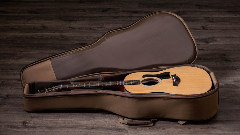 Taylor 117e, Sapele/Spruce (SN: 2203315443)