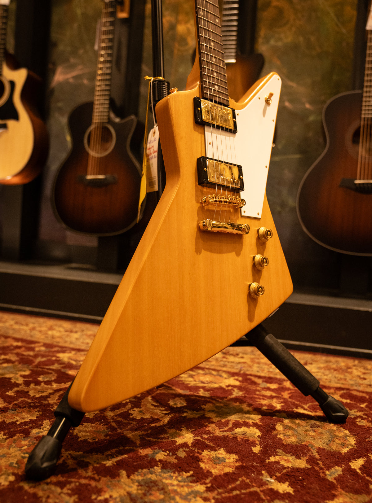 Epiphone 1958 Korina Explorer Aged Natural (SN: 23111522403) Epiphone 1958 Korina Explorer Aged Natural (SN: 23111522403)