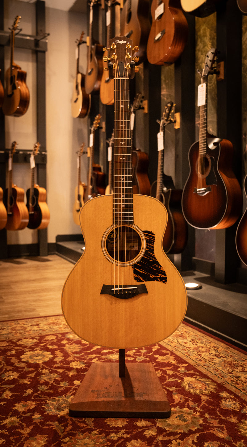 Taylor 50th Anniversary GS Mini-e Rosewood LTD (SN: 2209114175)