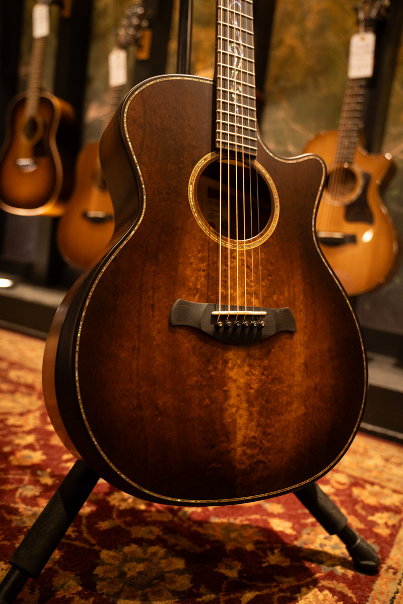 Taylor Builder's Edition K24ce W/ Deluxe Hardshell Brown Case (SN: 1208243088)
