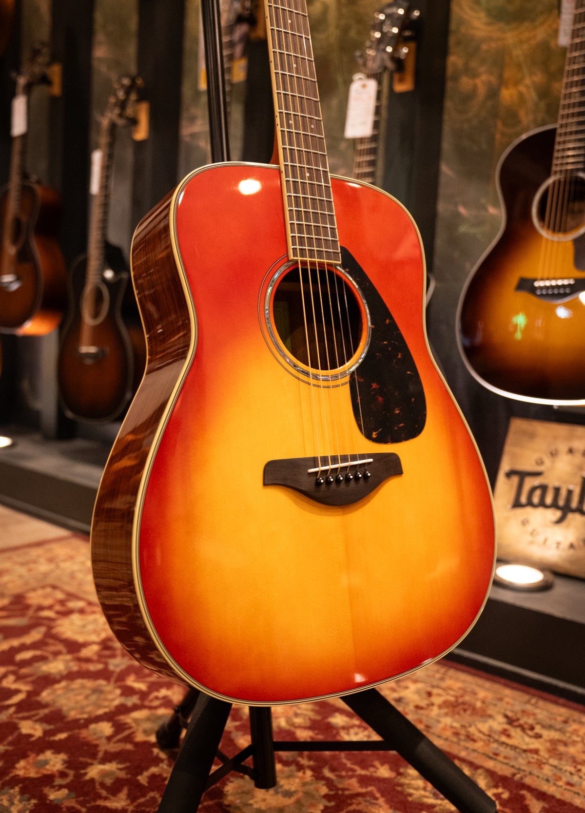 yamaha-fg830-autumn-burst-oc-