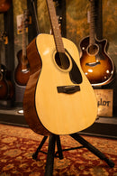 Yamaha Gigmaker Standard Acoustic Guitar Package w/ Guitar, Gig Bag, Chromatic Tuner, Strap, & Picks