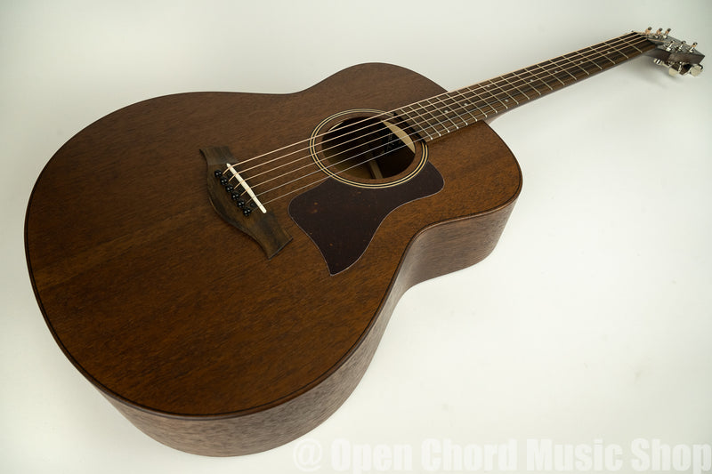 Taylor GTe Mahogany Acoustic Guitar w/ AeroCase™ (S/N 1203072009)